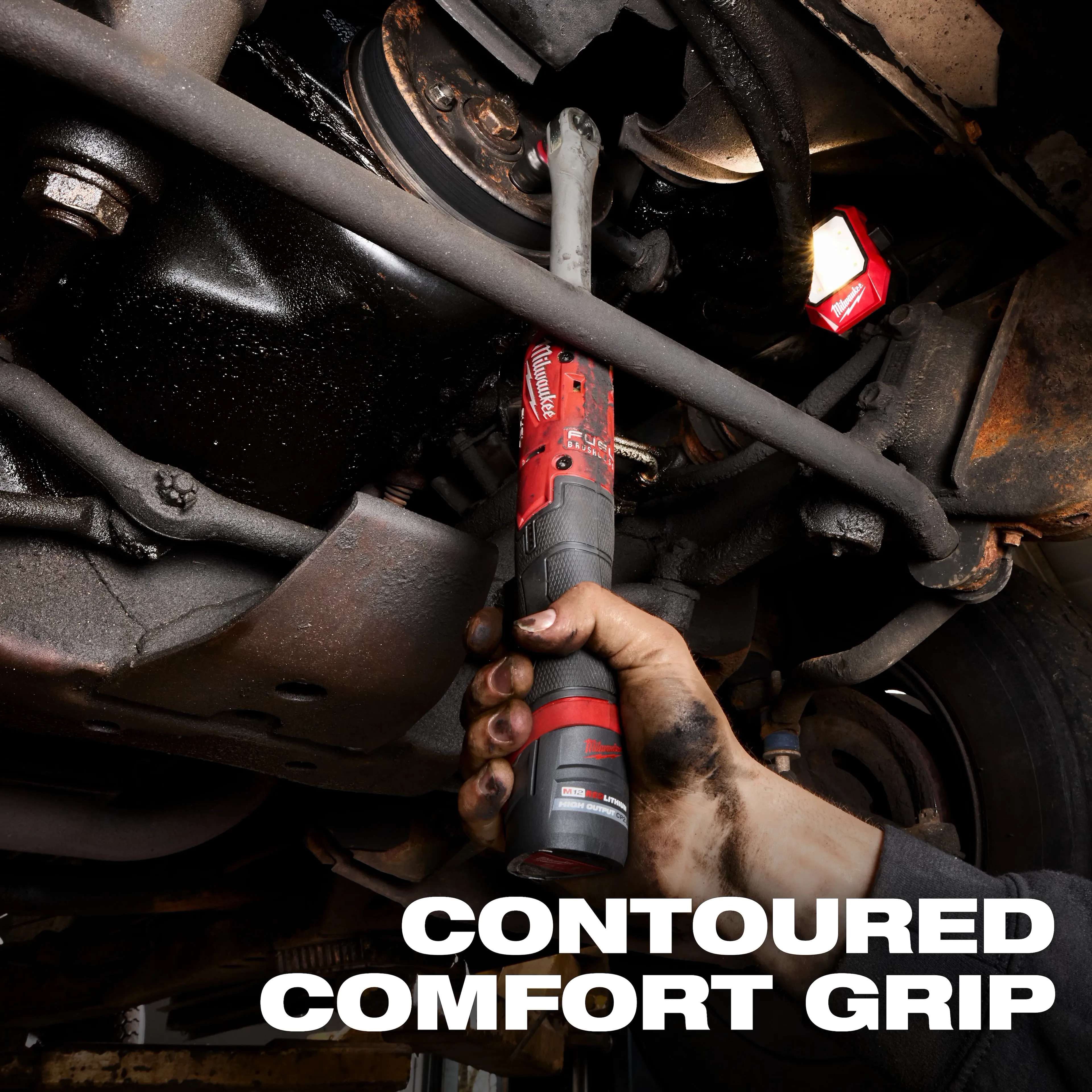 Milwaukee M12 FUEL™ 3/8" Extended Reach Ratchet - Image 8
